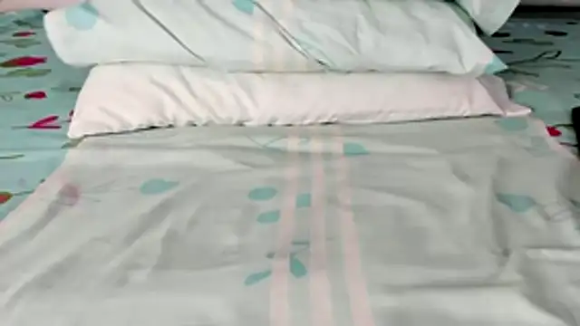 maybelline69 online show from February 25, 2026, 7:45 pm