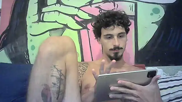 milkoffe online show from March 9, 2025, 8:52 pm