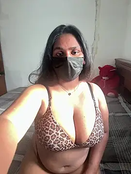 Snapshot of OneDisplay chatting on May 1, 2026, 11:15 am OneDisplay online show from May 1, 2026, 11:15 am