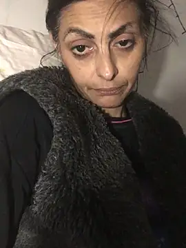 ChantalXOrchid online show from April 18, 2026, 10:32 pm