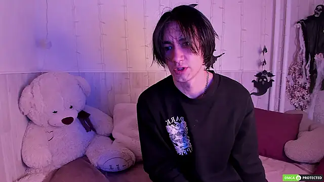 CalvinOwens online show from October 22, 2025, 3:18 am