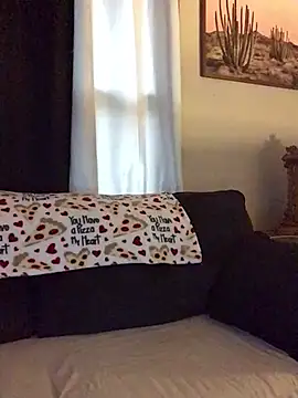 SidneyRaee online show from February 17, 2026, 4:57 pm