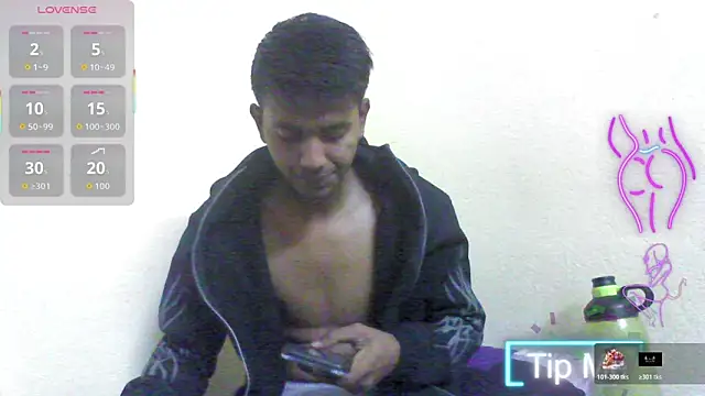 just fucks online show from December 17, 2025, 7:20 pm