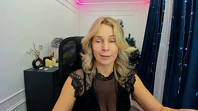 Sinty Devis online show from December 18, 2025, 11:38 am