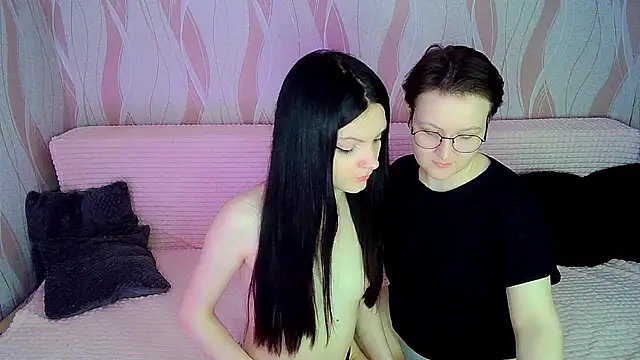  crazy baby  online show from March 7, 2025, 1:09 am