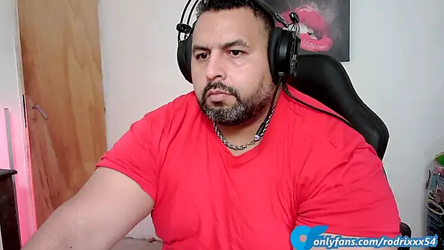 Snapshot of rodrix54 chatting on March 17, 2025, 12:19 am rodrix54 online show from March 17, 2025, 12:19 am