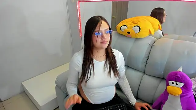  Sarahh 0 online show from October 7, 2025, 1:30 pm