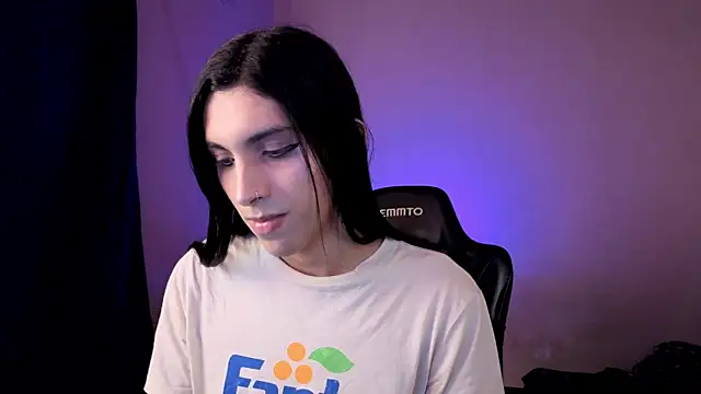 Snapshot of angelitofemboy chatting on May 30, 2026, 10:12 am angelitofemboy online show from May 30, 2026, 10:12 am