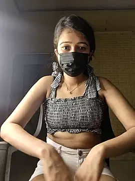 Snapshot of Angel_rani2 chatting on March 14, 2025, 12:21 am Angel rani2 online show from March 14, 2025, 12:21 am