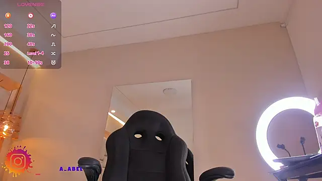 VioletaAbel online show from January 22, 2025, 11:34 am