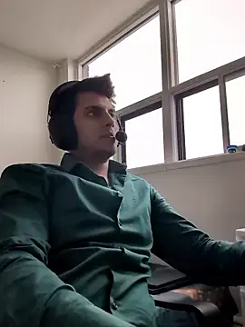 Cutekillerhunk online show from January 13, 2026, 7:08 pm