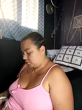 Horny kaylee online show from March 9, 2026, 10:14 pm