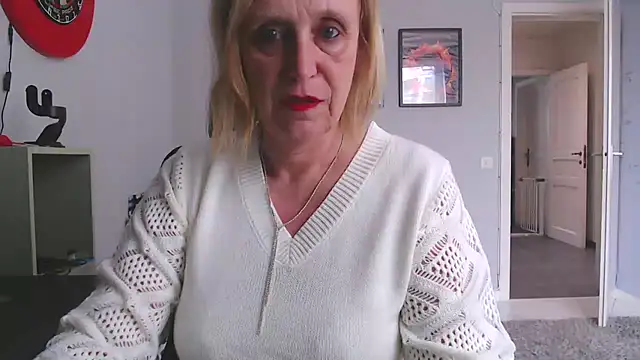 legalyblond online show from May 8, 2026, 7:36 am