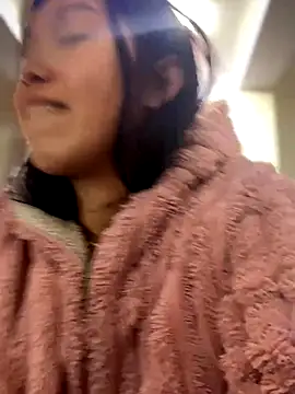 emily rosse04 online show from September 23, 2025, 1:47 pm