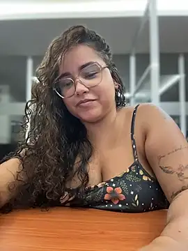 CurlyGirl 1 online show from July 9, 2026, 1:42 am