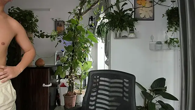 Oliver Nl online show from December 19, 2025, 4:19 am