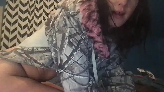 kittycatkendra online show from November 6, 2025, 2:45 am