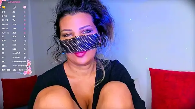 Turkish Latina online show from September 27, 2025, 11:32 pm