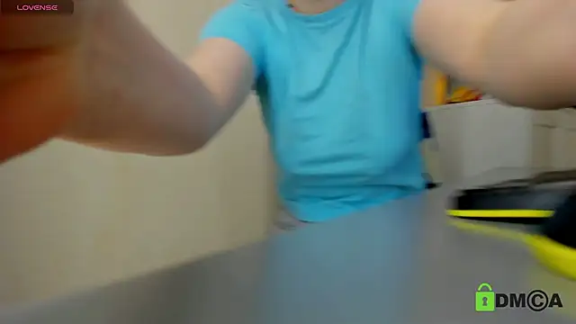 Melissa Wells online show from February 26, 2025, 8:54 pm