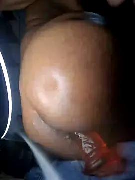 Snapshot of FMOF06 chatting on January 15, 2025, 11:32 am FMOF06 online show from January 15, 2025, 11:32 am