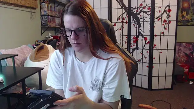 Snapshot of Sarahtineke chatting on May 30, 2026, 3:42 pm Sarahtineke online show from May 30, 2026, 3:42 pm