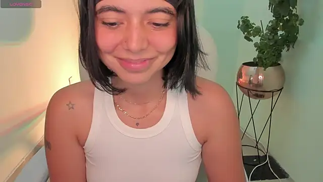 NicolRoss  online show from January 2, 2025, 4:46 pm