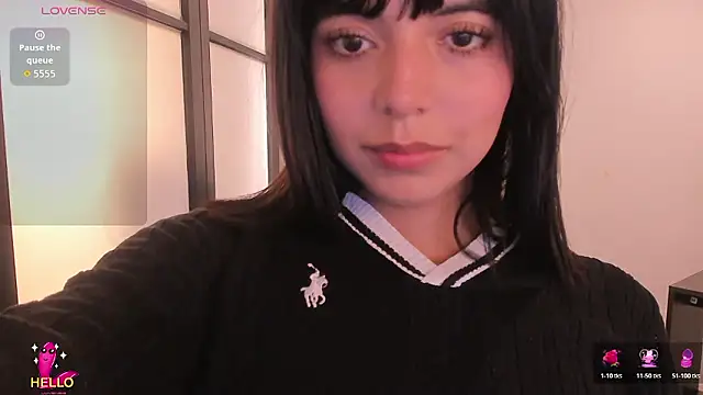 Snapshot of NicolRoss_ chatting on January 9, 2026, 11:06 pm NicolRoss online show from January 9, 2026, 11:06 pm