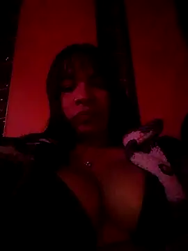 VivienAndClark online show from September 17, 2025, 3:41 am