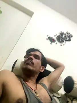 hitlar1026 online show from September 20, 2025, 9:49 pm