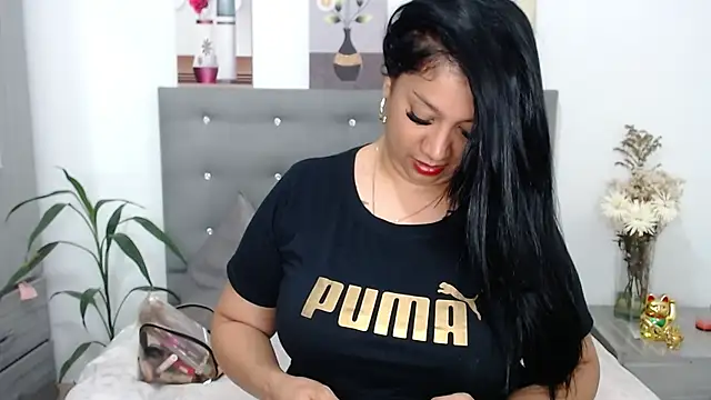 titsbiglovers online show from February 27, 2025, 7:47 pm