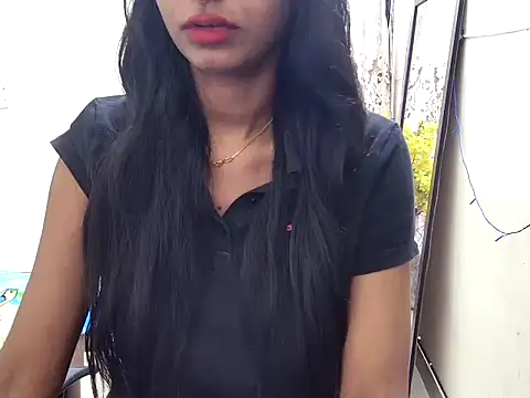 Snapshot of tanvi-00 chatting on September 29, 2025, 2:06 am tanvi-00 online show from September 29, 2025, 2:06 am