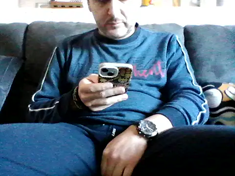 Snapshot of daky_86 chatting on May 17, 2026, 4:58 pm daky 86 online show from May 17, 2026, 4:58 pm