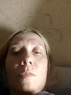 LeraSweet online show from October 24, 2025, 8:05 pm