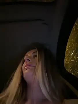 IsabellaEtthan online show from January 31, 2025, 11:45 pm