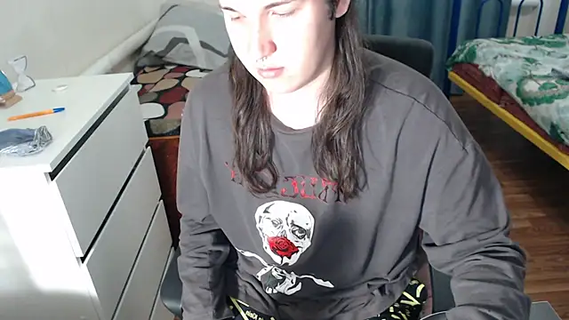 EvaMiron online show from September 11, 2025, 8:47 am