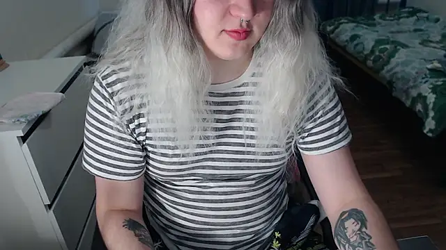 EvaMiron online show from February 20, 2026, 12:16 pm