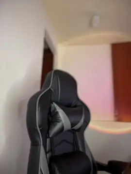 gretta kler1 online show from February 20, 2025, 2:13 pm