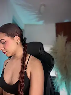 gretta kler1 online show from March 12, 2026, 11:11 pm