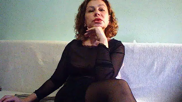 Mat Elenore online show from October 24, 2025, 5:26 am