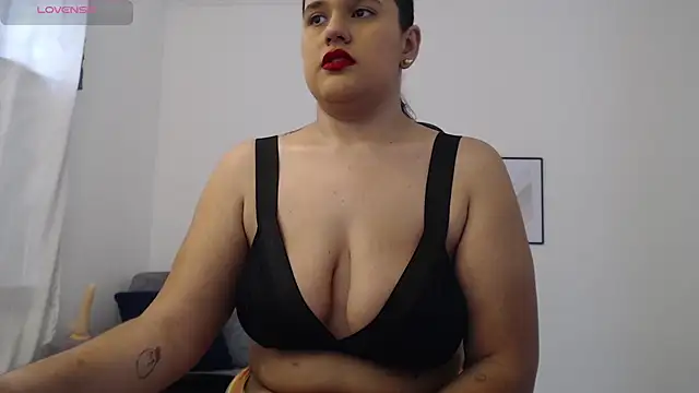 Snapshot of natalia_curvy1 chatting on September 24, 2025, 6:11 pm natalia curvy1 online show from September 24, 2025, 6:11 pm