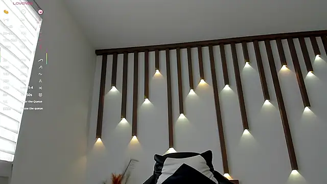 megan cooper28 online show from December 22, 2025, 7:11 pm