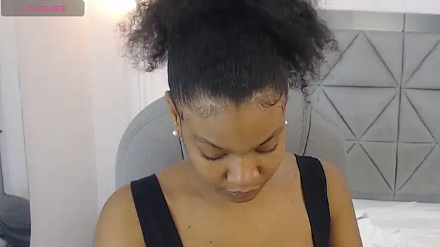 genesis moretz online show from April 14, 2026, 3:12 am