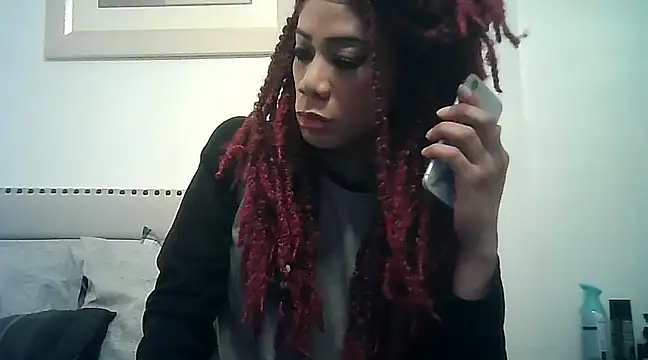 CaramelDipper online show from December 9, 2024, 1:51 am