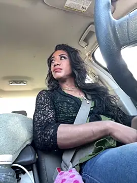 CaramelDipper online show from October 9, 2025, 8:40 pm