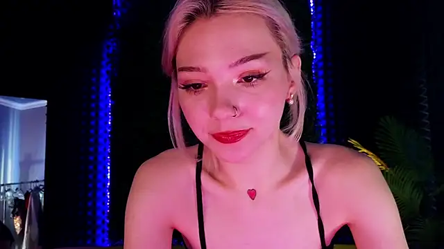 SandraBoyl online show from January 15, 2025, 4:15 am