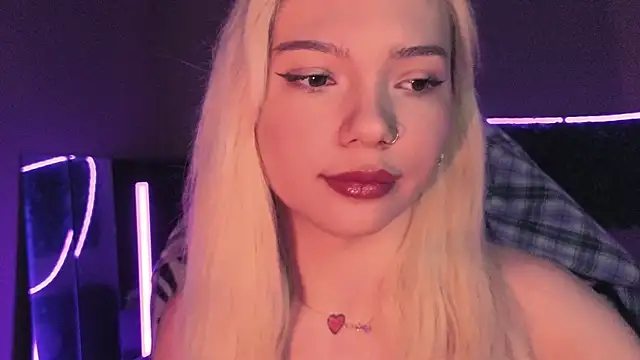 SandraBoyl online show from November 25, 2025, 2:22 am