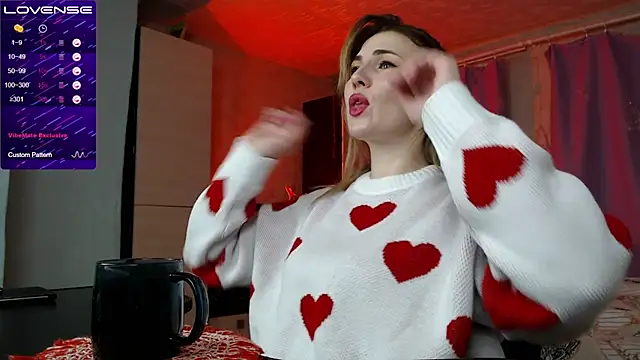 Daniela Cooperr online show from February 17, 2025, 5:43 pm