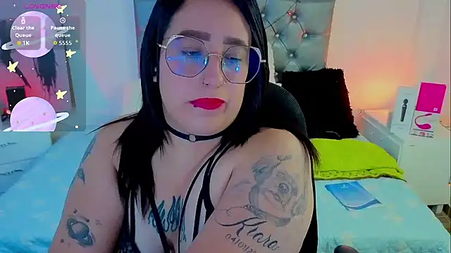 NatalieHarris online show from May 11, 2026, 6:27 pm