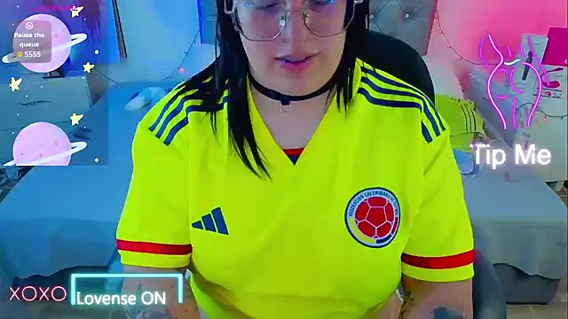 NatalieHarris online show from June 27, 2026, 11:21 pm