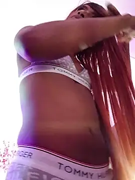 Elektra Queen online show from December 5, 2025, 12:58 pm